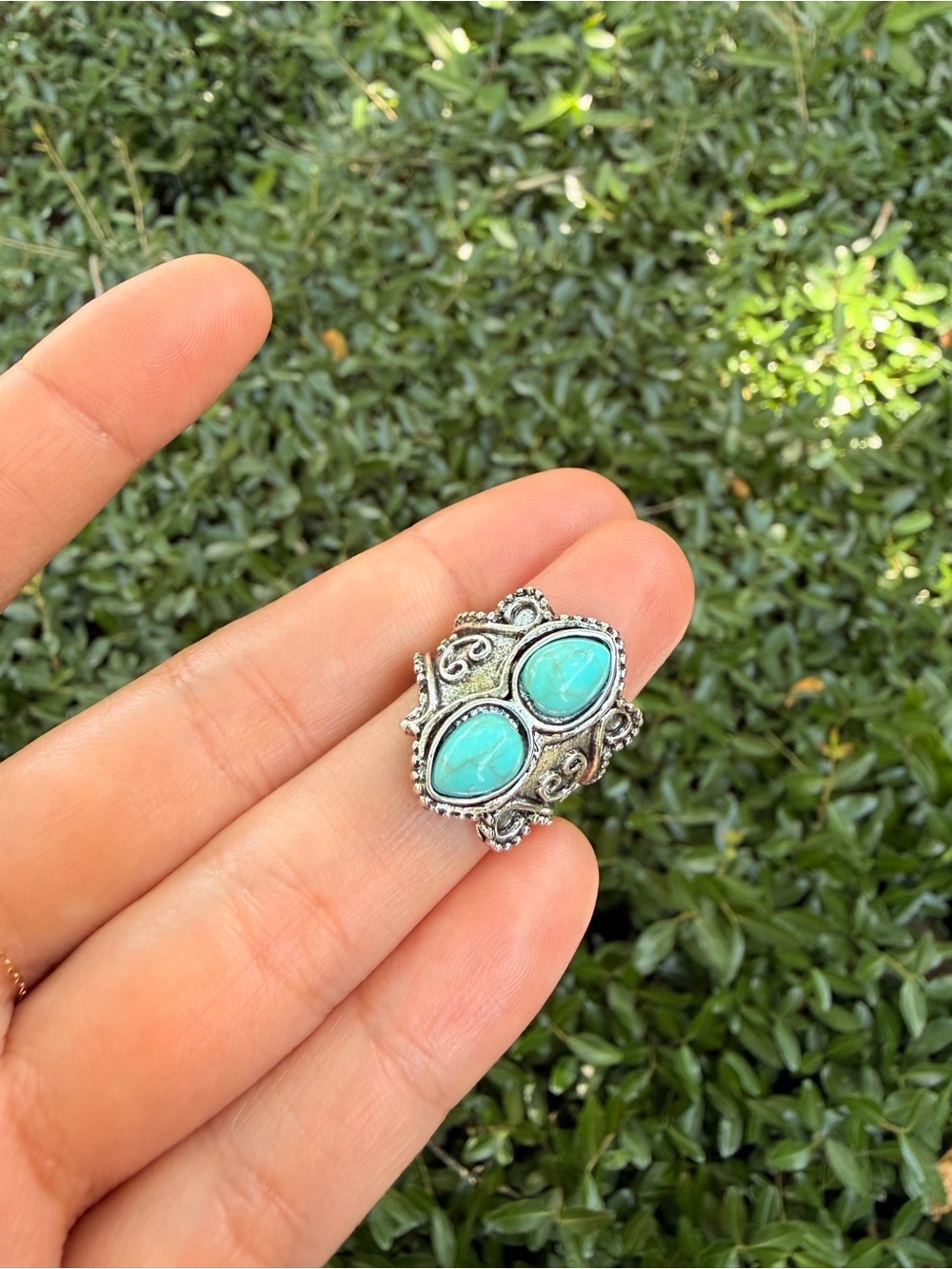 Turquoise Double-Stone Silver Statement Ring SIZE: 6 - Picture 2 of 8